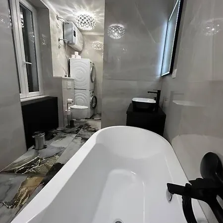 Aurora's Old Town Suites * Σπλιτ
